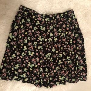 American Eagle Floral Front button Skirt